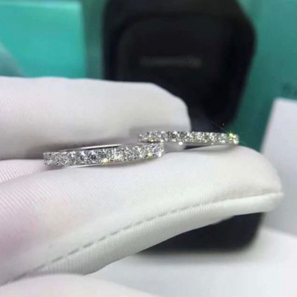 NEW 925 STERLING SILVER DIAMOND ETERNITY BAND RING - Picture 6 of 7